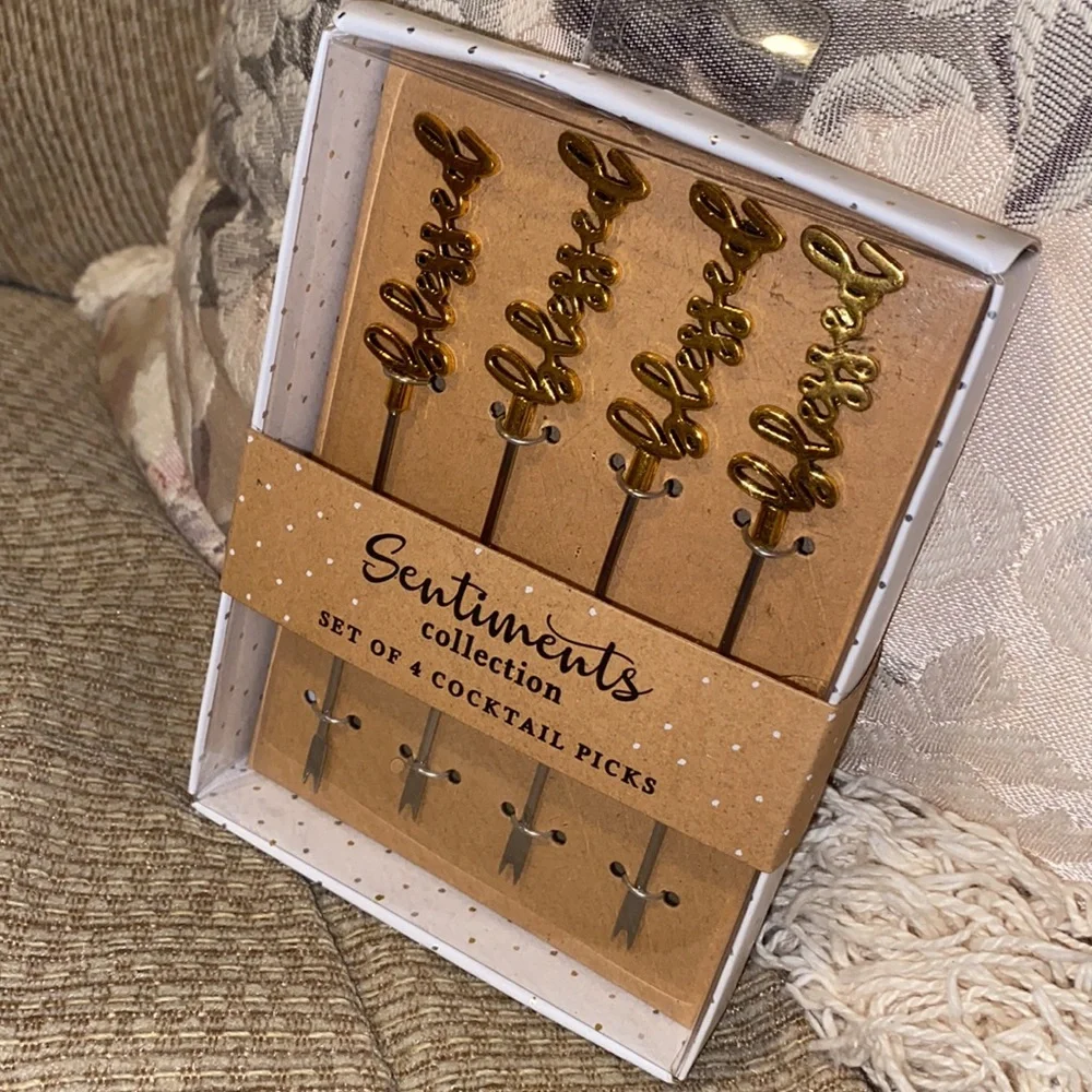 💛NWT Sentiments Collection Set of 4 Blessed Cocktail Picks